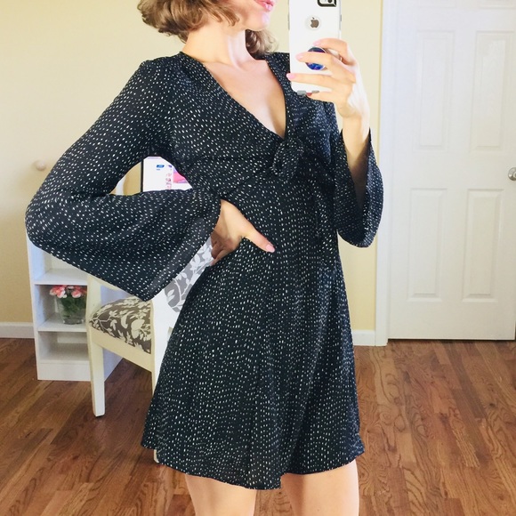 moon+sky Dresses & Skirts - NEW Moon+Sky Black White Dotted Bell Sleeve Dress
